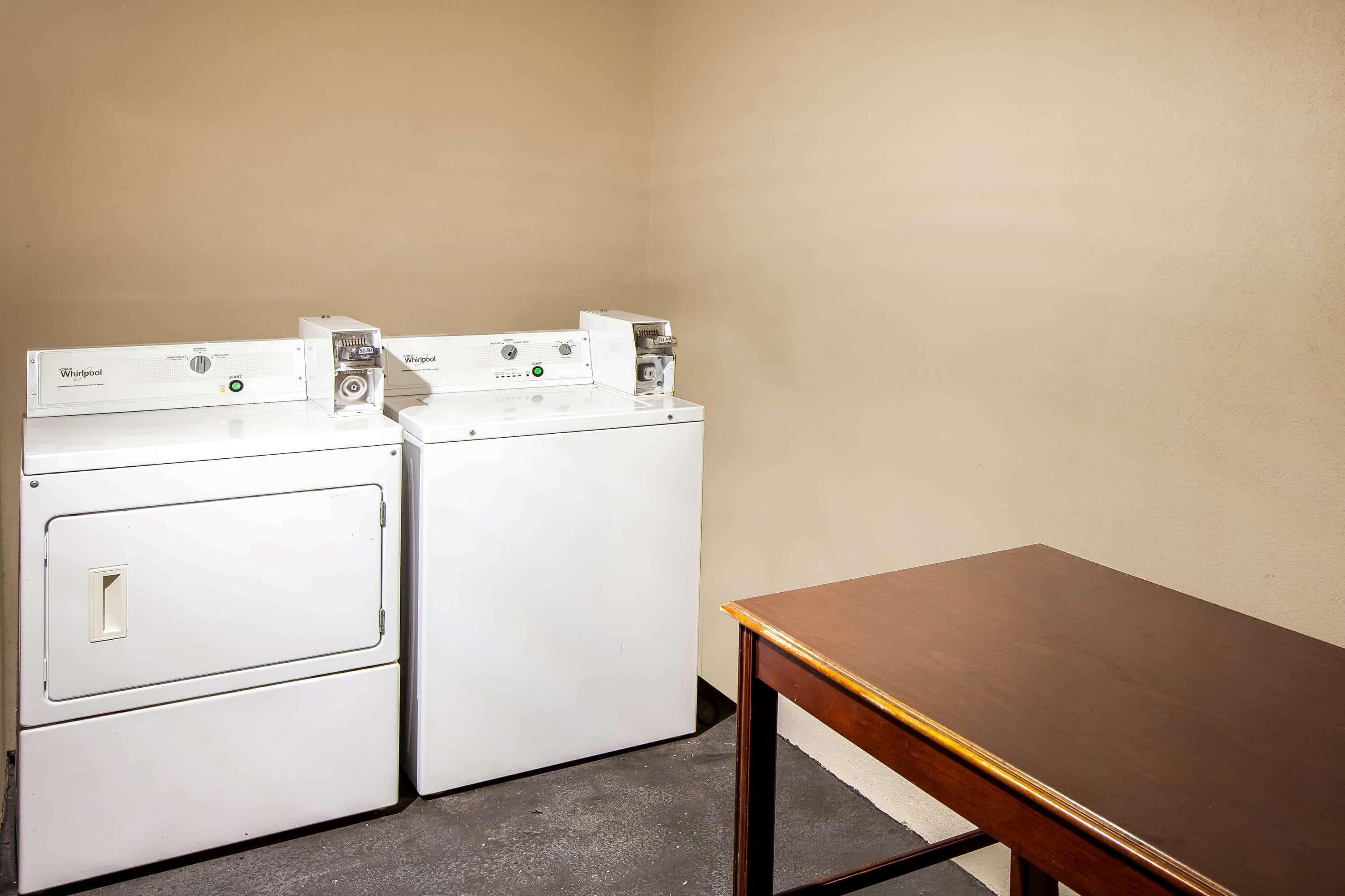 Days Inn By Wyndham Sulphur La Luaran gambar