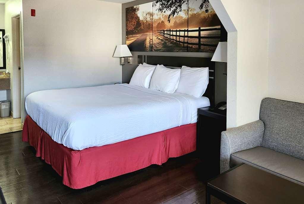 Days Inn By Wyndham Sulphur La Bilik gambar